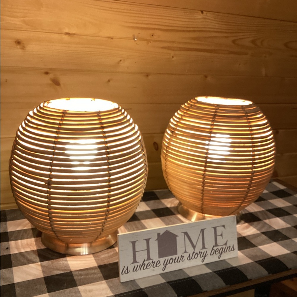 Pair Of Rattan Woven Globe Table Lamps Vtg. Moon Sphere Boho - Picture 2 of 4